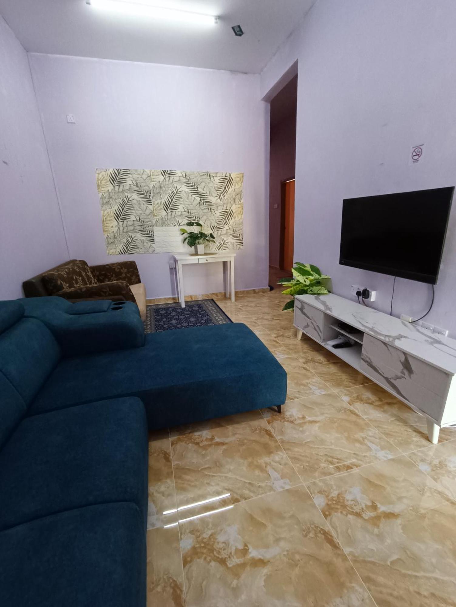 Homestay Lestari Klia Сепанг Екстериор снимка