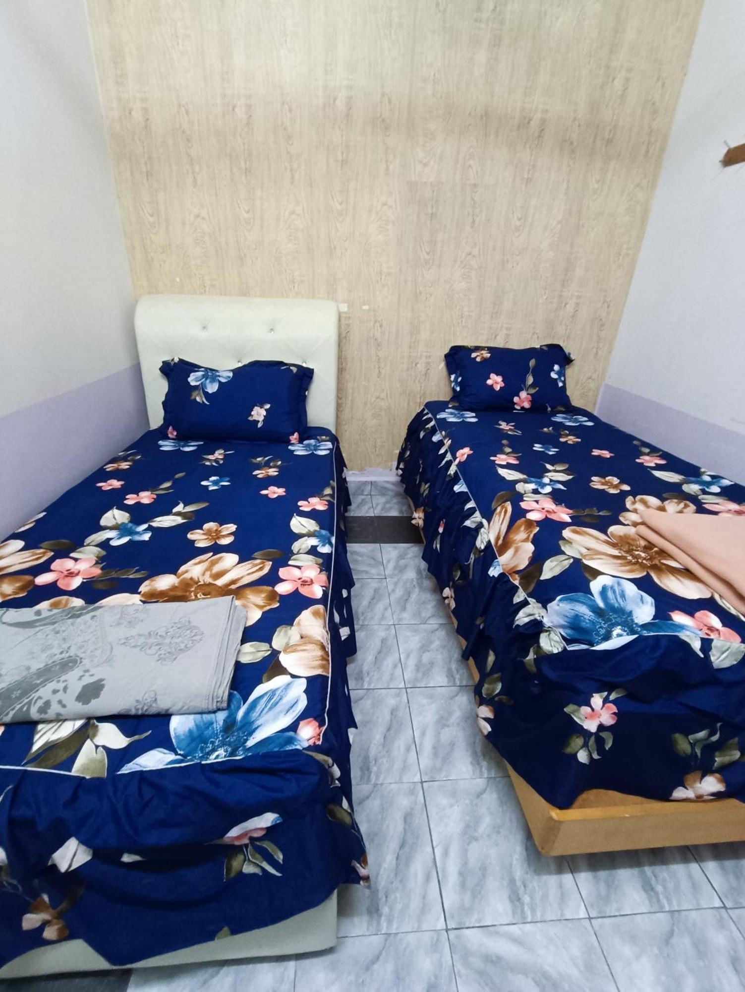 Homestay Lestari Klia Сепанг Екстериор снимка