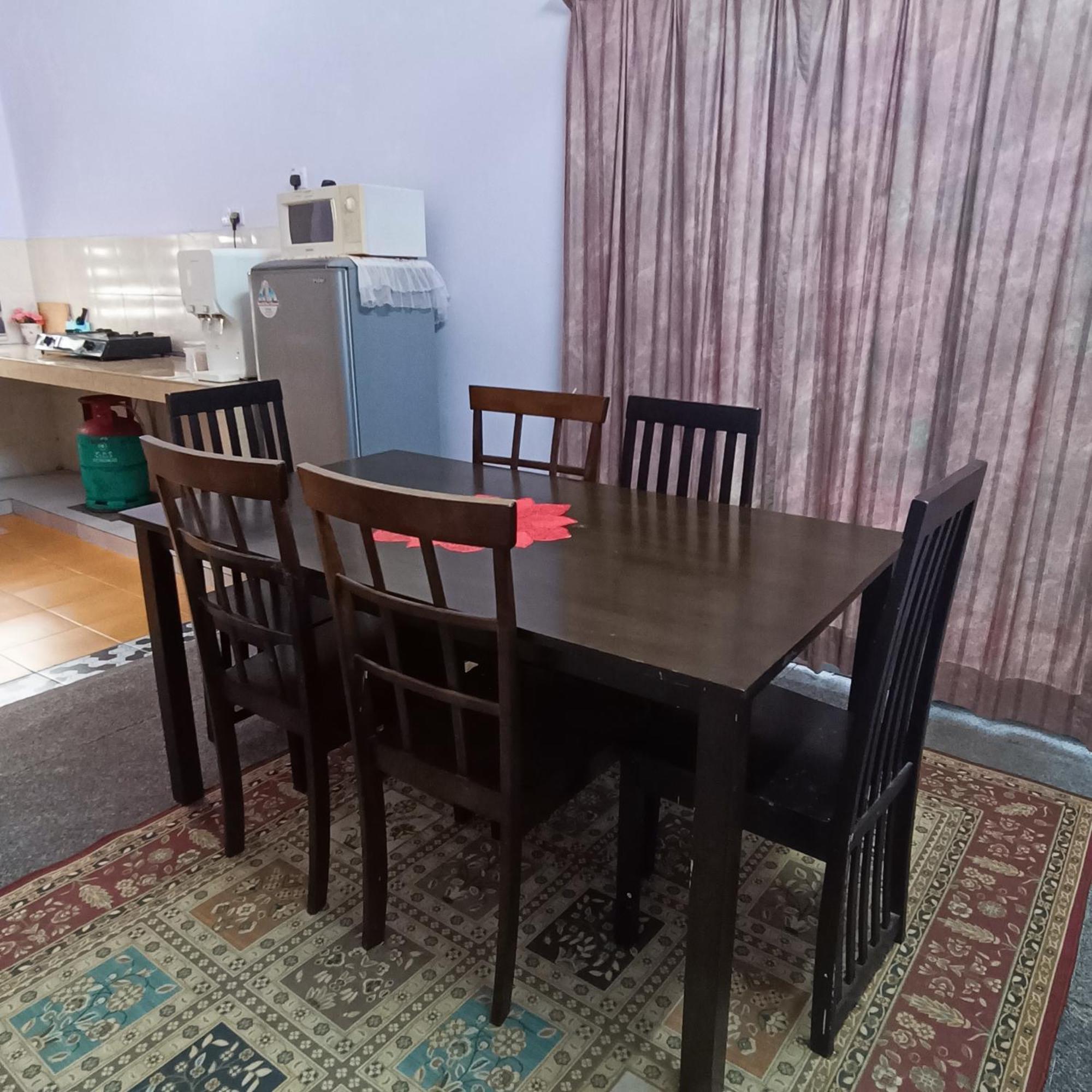 Homestay Lestari Klia Сепанг Екстериор снимка